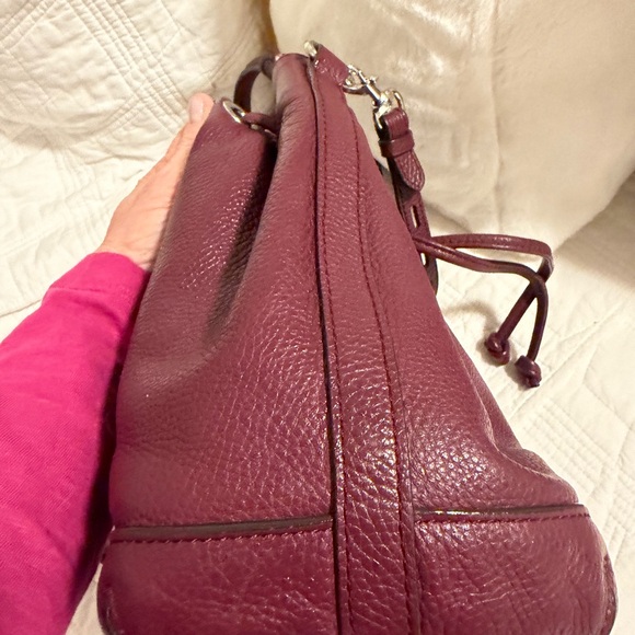Rebecca Minkoff Pebbled Burgundy Leather Shoulder/Crossbody Bucket Bag EUC - Picture 10 of 13